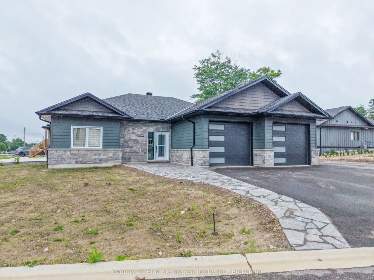 178 Carmichael Drive — photo 2