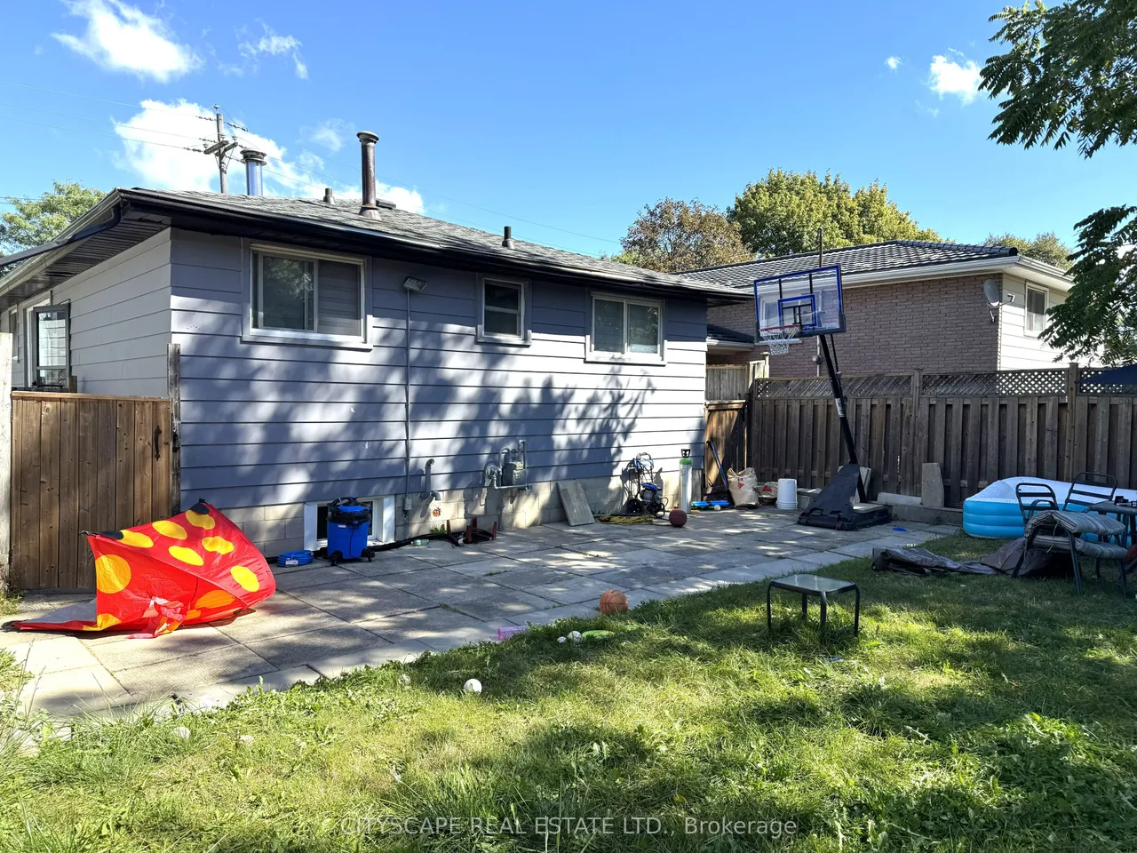 205 Bonaventure Drive — photo 34