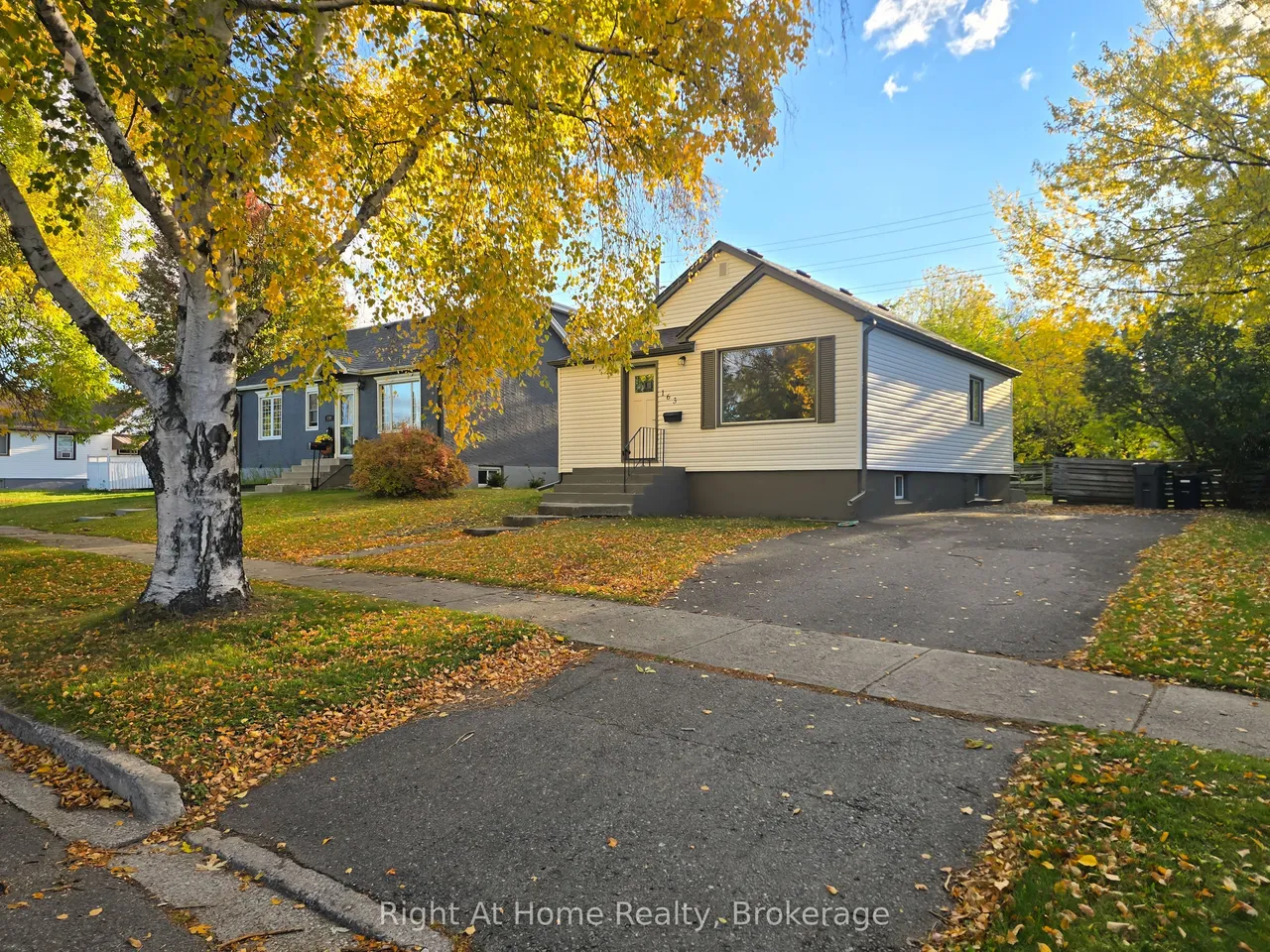 163 Mckibbin Street — photo 3