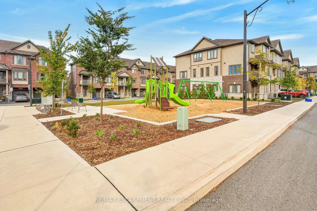 19 Picardy Drive, Unit 51 — photo 50