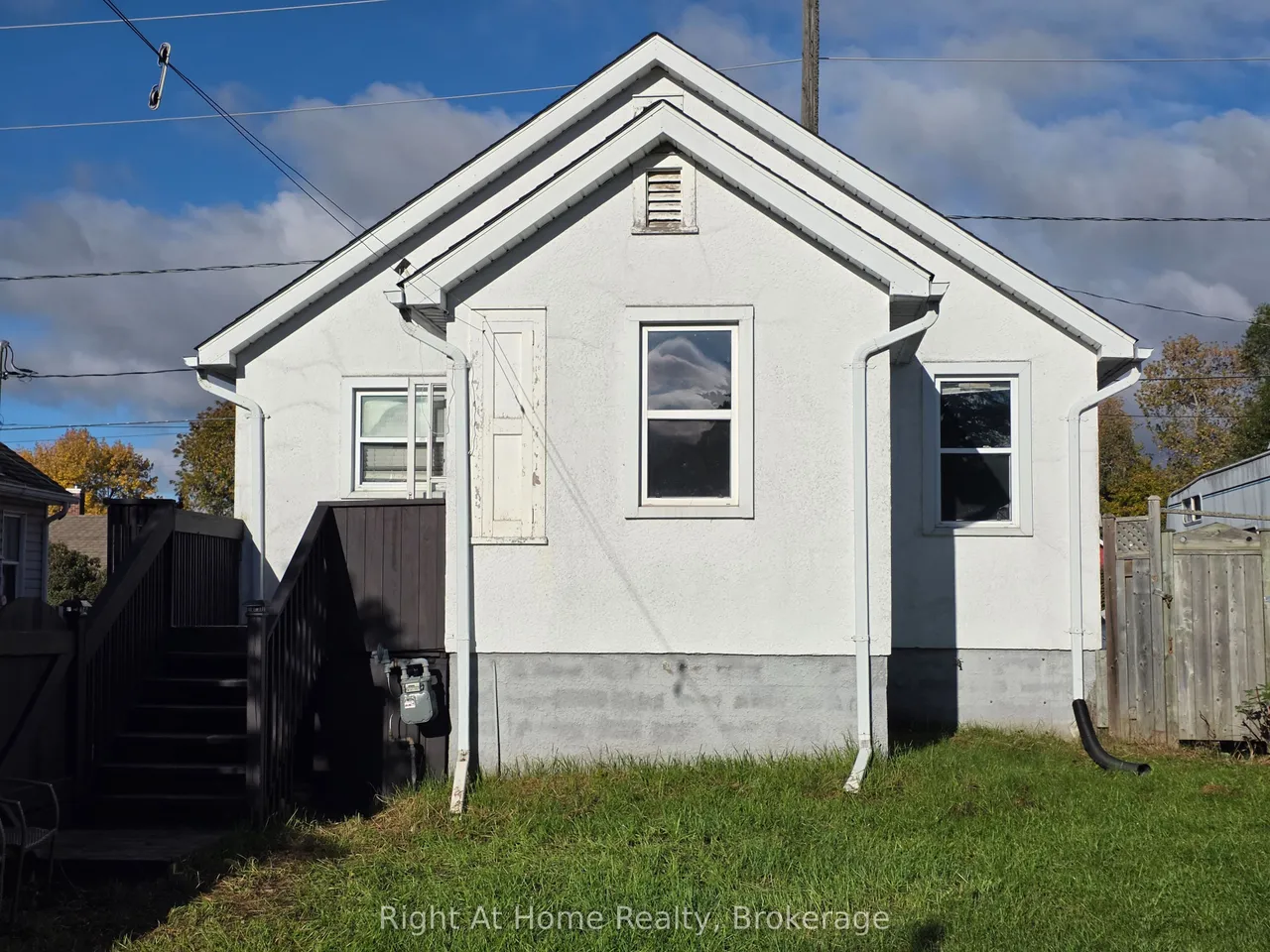 195 Empress Avenue S — photo 14