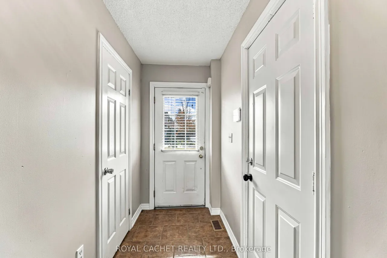 39 Pinewoods Drive, Unit 44 — photo 2