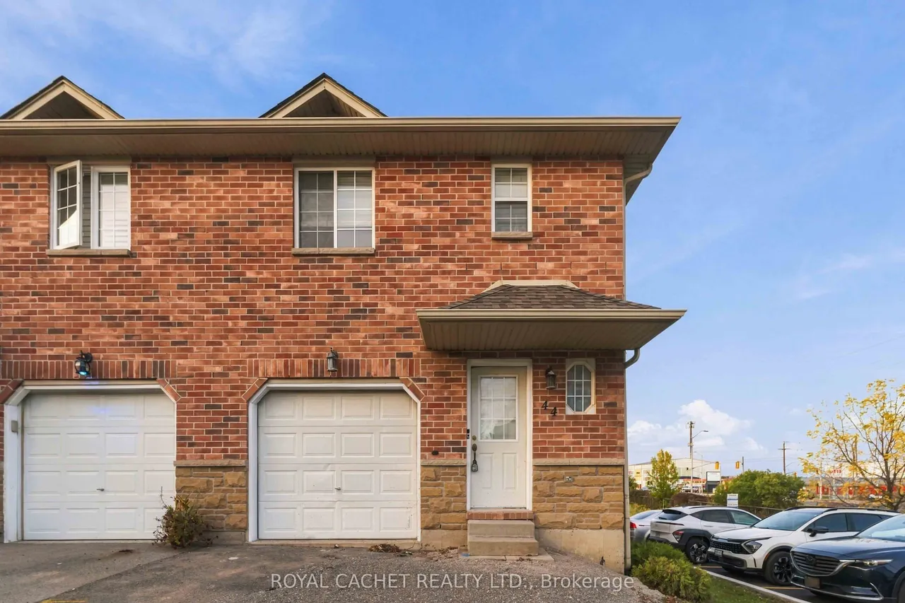 39 Pinewoods Drive, Unit 44