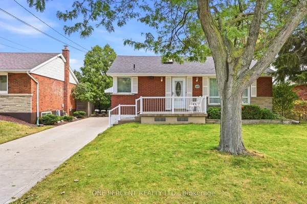 137 Terrace Drive — photo 2